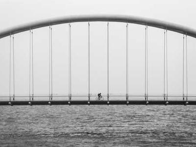 How I Get Free Traffic from ChatGPT in 2025 (AIO vs SEO)